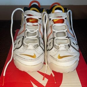 Nike air more uptempo. White and gold